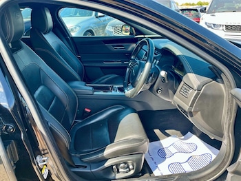 Used Jaguar XF 2016 for sale - 79240317: Photo