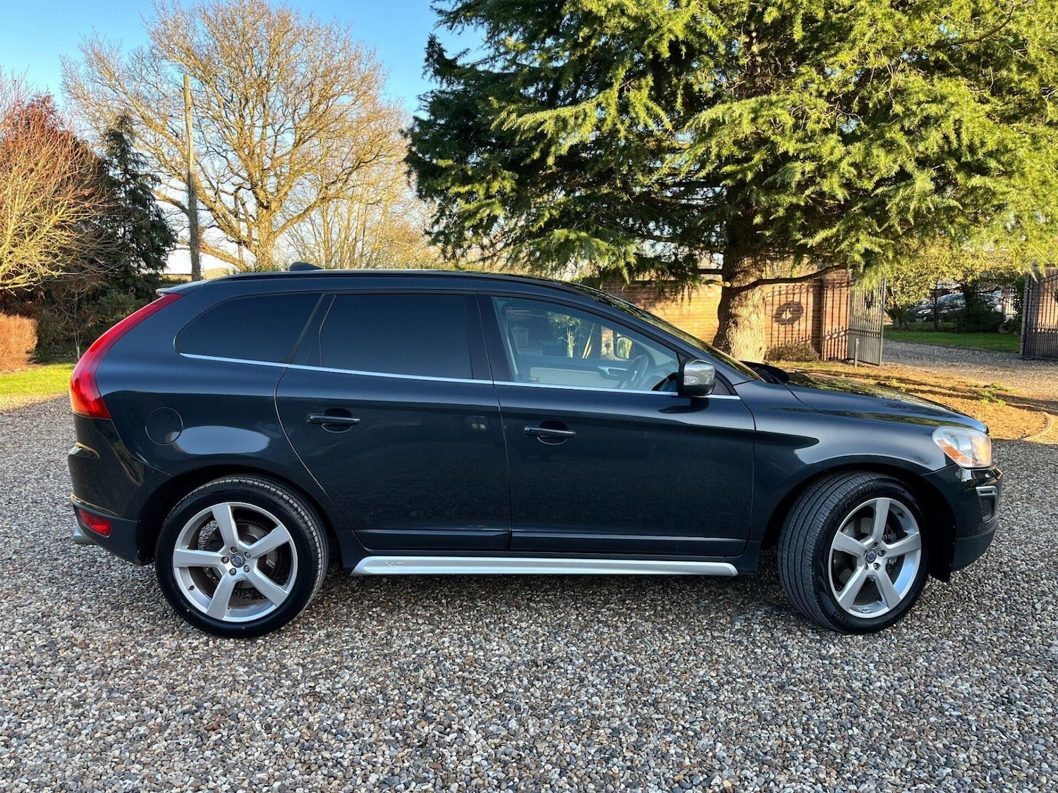 Used Volvo XC60 2010 for sale - 77085211: Photo 21