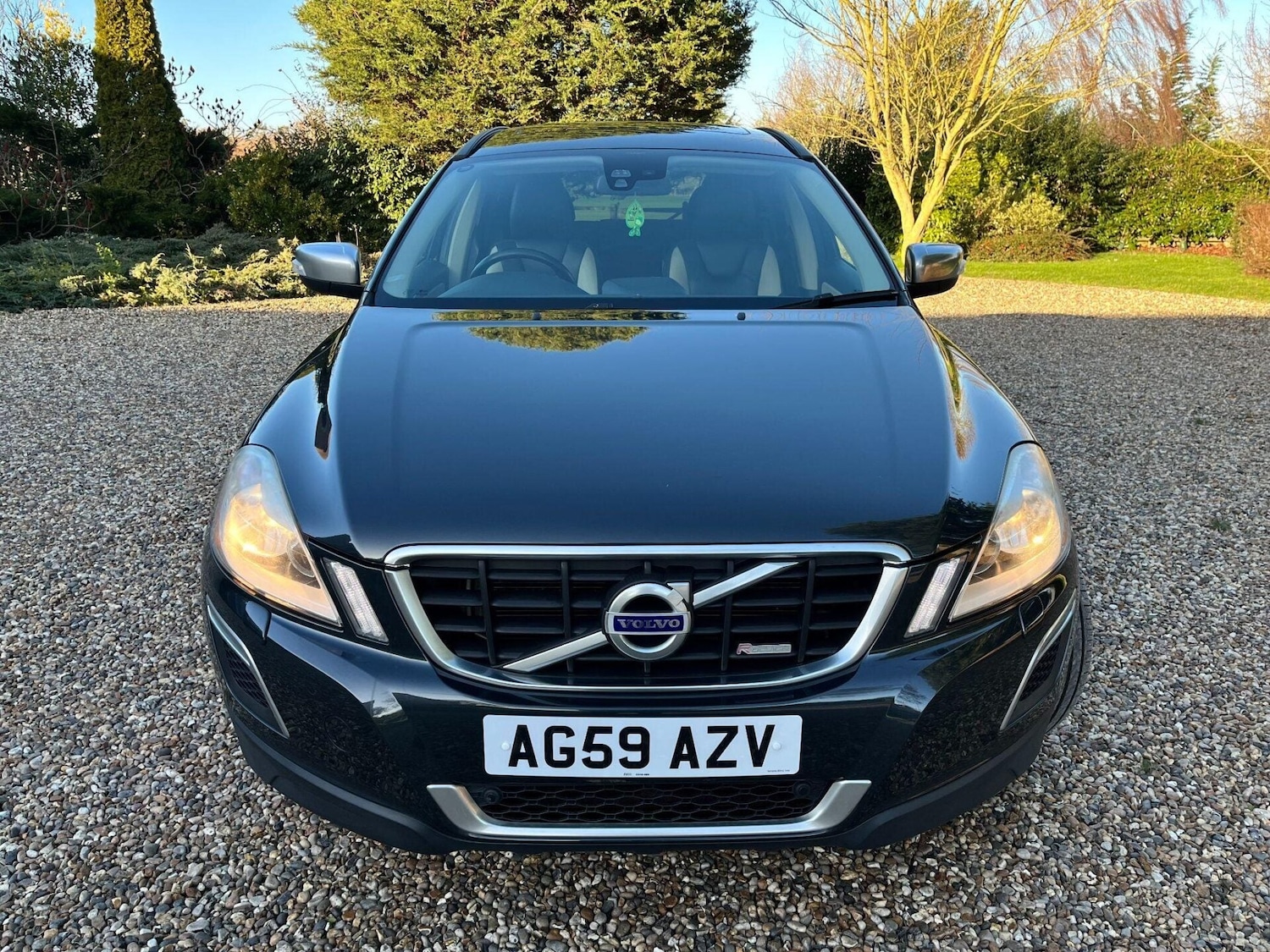 Used Volvo XC60 2010 for sale - 77085211: Photo 4