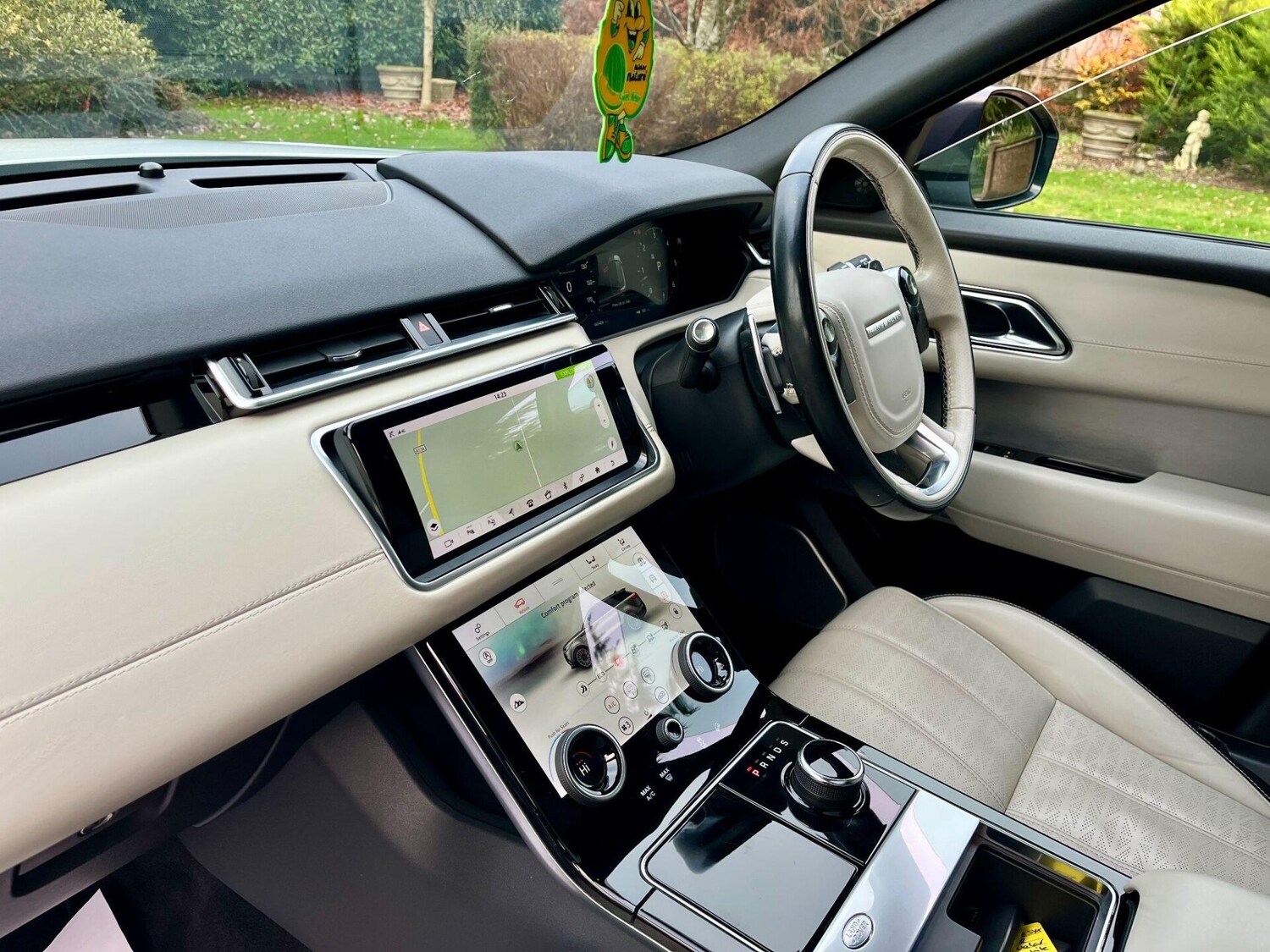 Used Land Rover Range Rover Velar 2018 for sale - 76776390: Photo 29