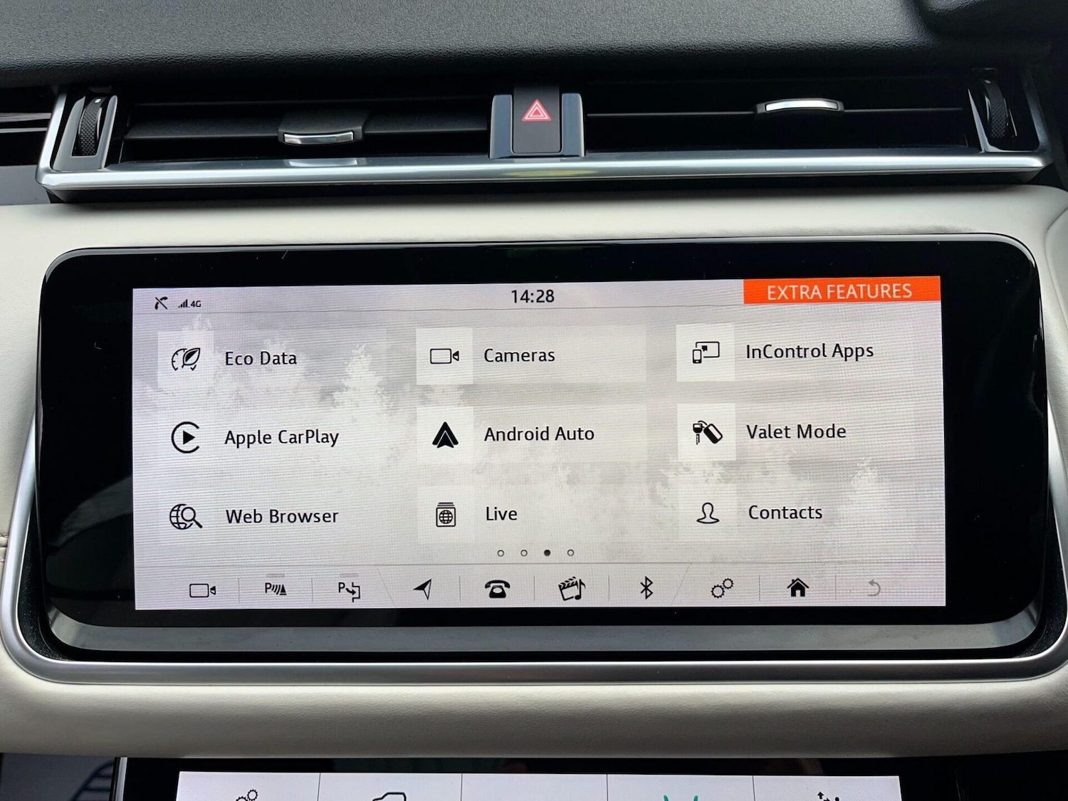 Used Land Rover Range Rover Velar 2018 for sale - 76776390: Photo 32