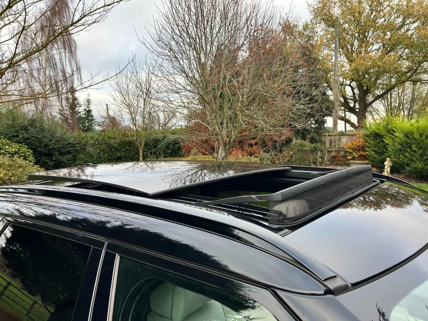 Used Land Rover Range Rover Velar 2018 for sale - 76776390: Photo 7