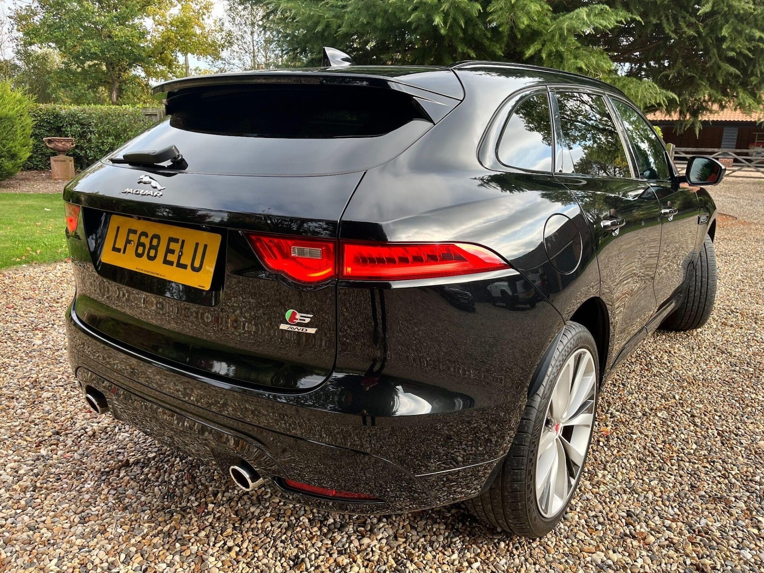 Used Jaguar F-Pace 2018 for sale - 76776449: Photo 16