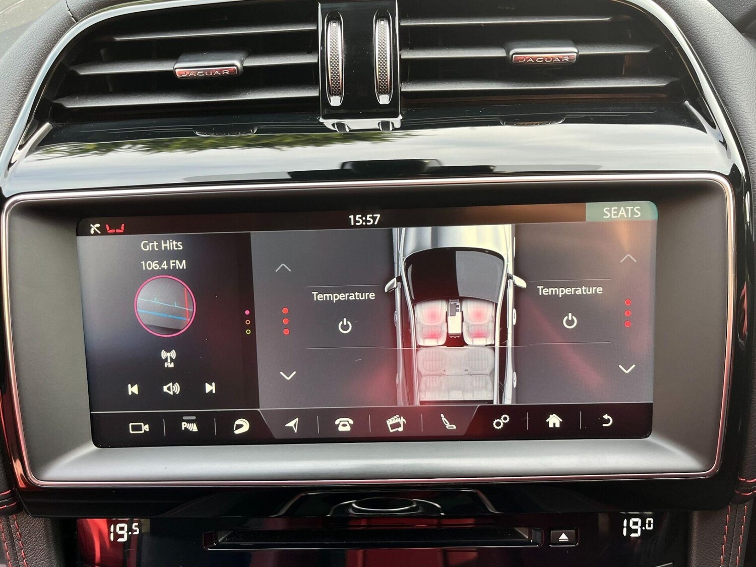 Used Jaguar F-Pace 2018 for sale - 76776449: Photo 32