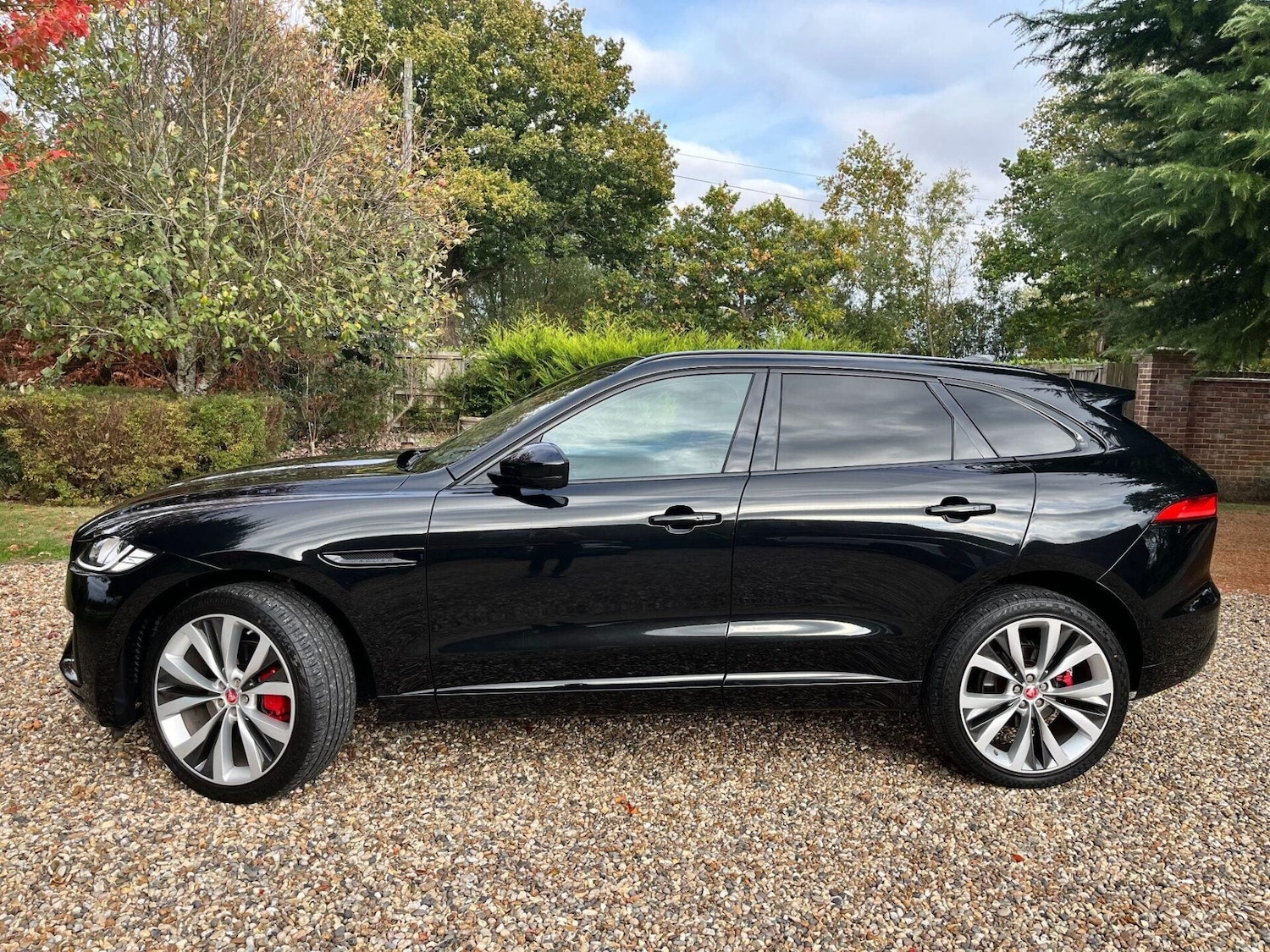 Used Jaguar F-Pace 2018 for sale - 76776449: Photo 8