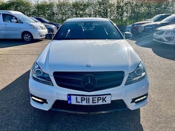 Used Mercedes-Benz C Class 2011 for sale - 77947182: Photo