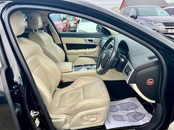 Used Jaguar XF 2012 for sale - 78015902: Photo