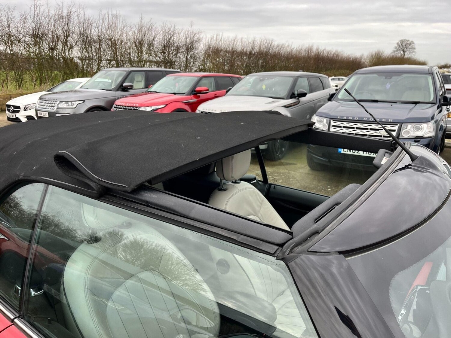 Used MINI Convertible 2017 for sale - 77589904: Photo 13