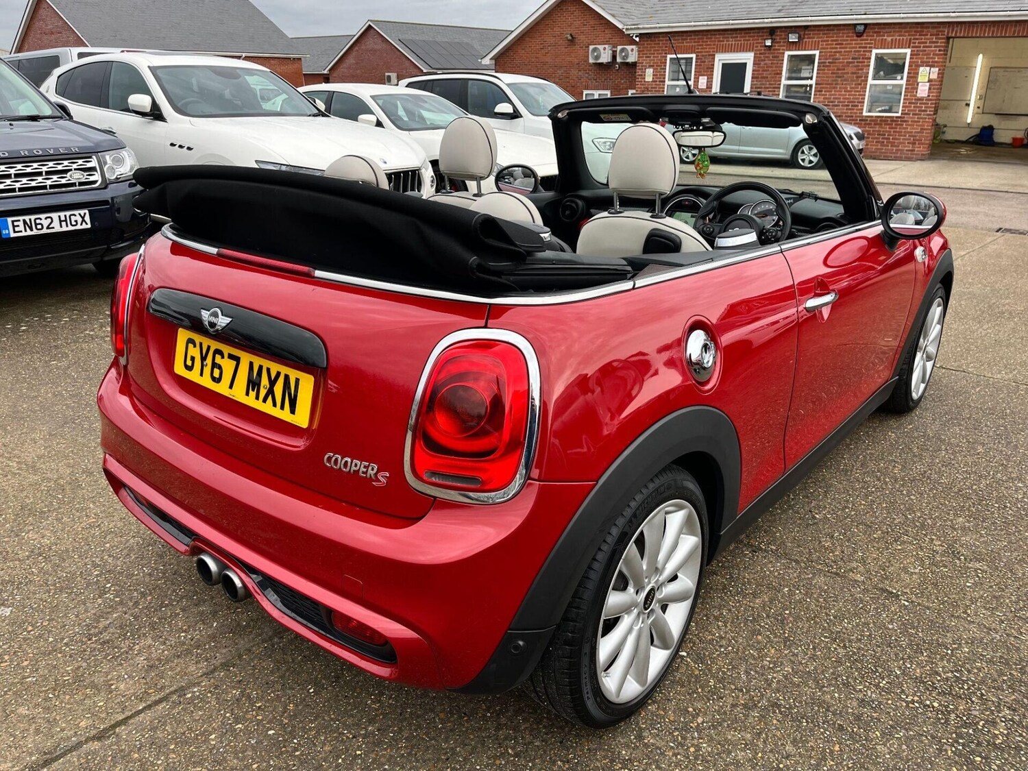 Used MINI Convertible 2017 for sale - 77589904: Photo 14
