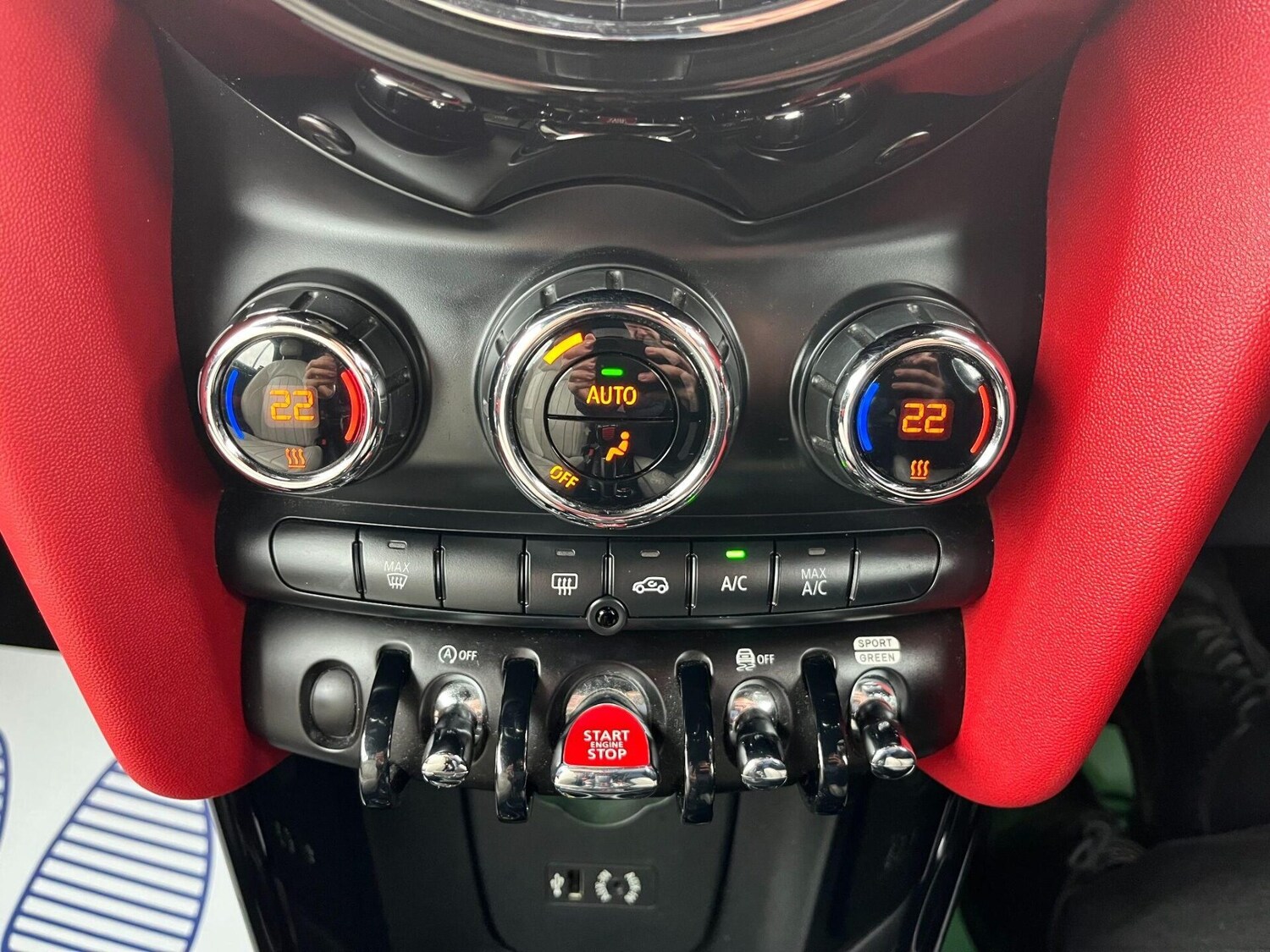 Used MINI Convertible 2017 for sale - 77589904: Photo 17