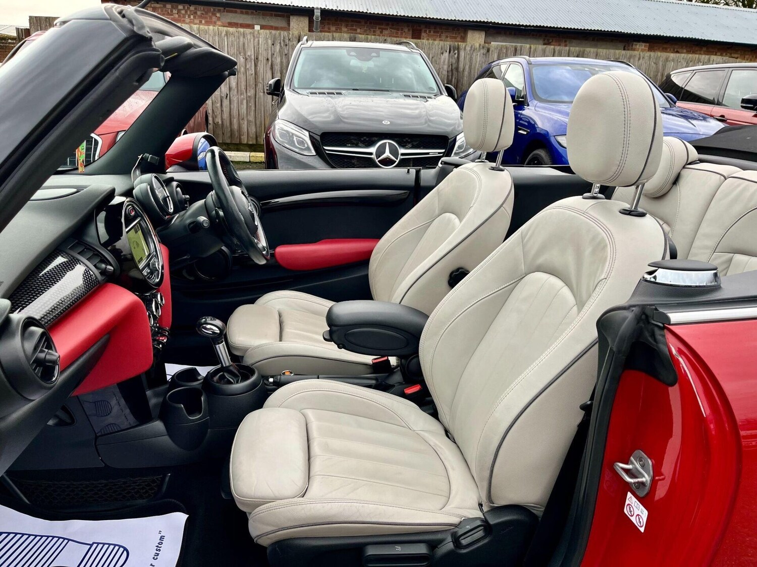 Used MINI Convertible 2017 for sale - 77589904: Photo 22