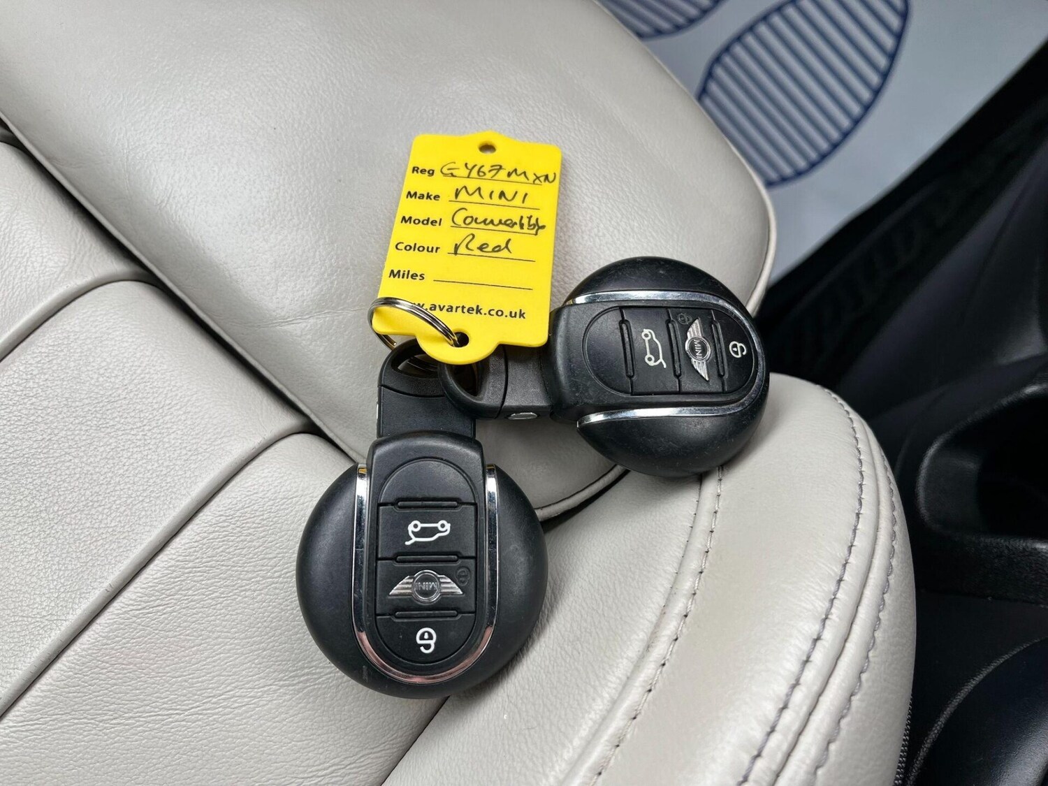 Used MINI Convertible 2017 for sale - 77589904: Photo 27