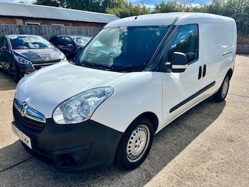 Used Vauxhall Combo 2017 for sale - 79663845: Photo