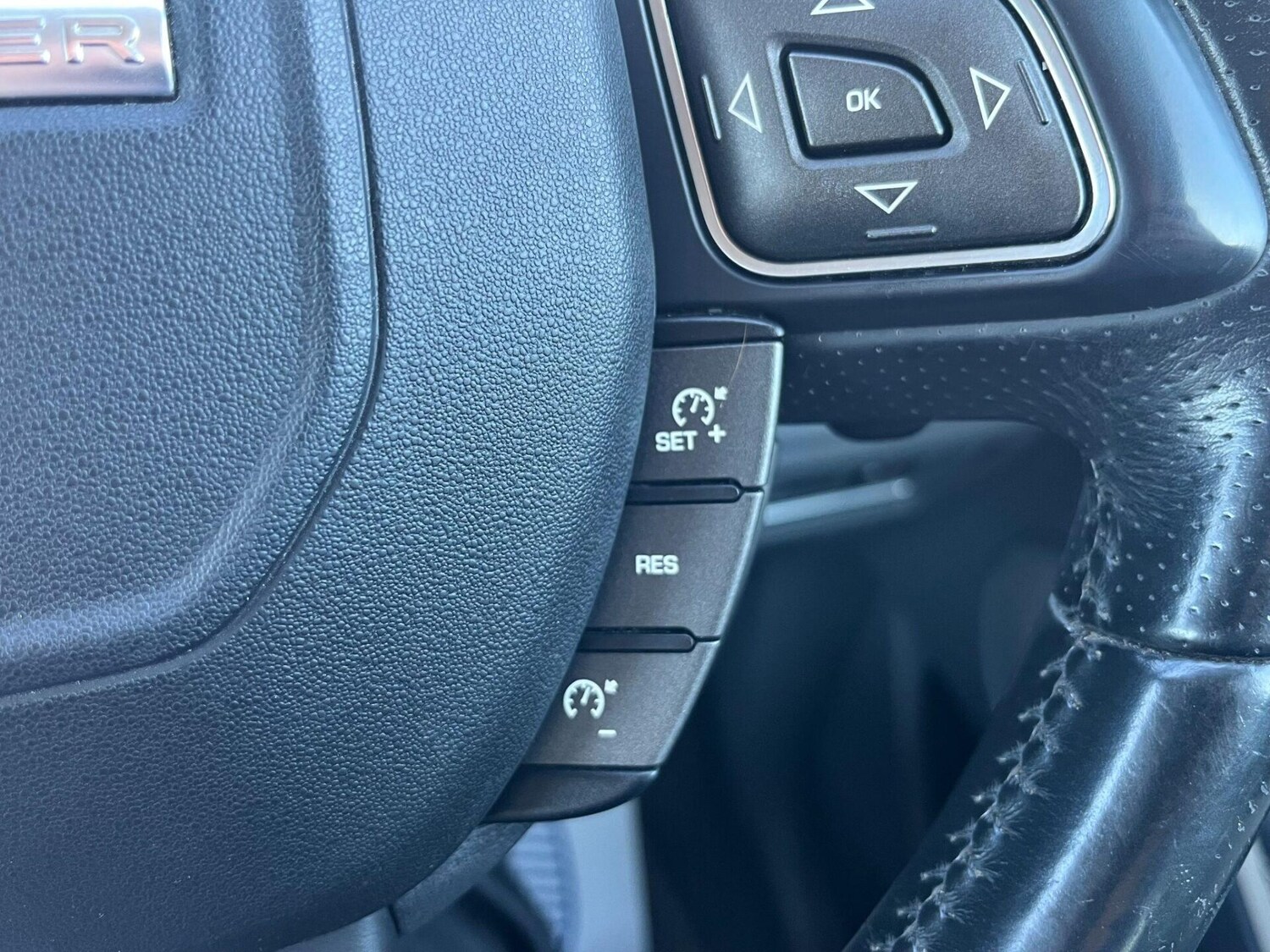 Used Land Rover Range Rover Evoque 2015 for sale - 77917422: Photo 31