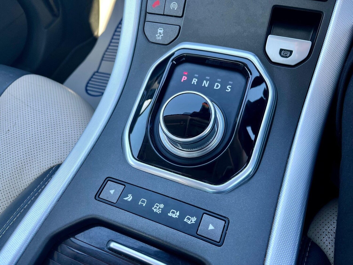 Used Land Rover Range Rover Evoque 2015 for sale - 77917422: Photo 32