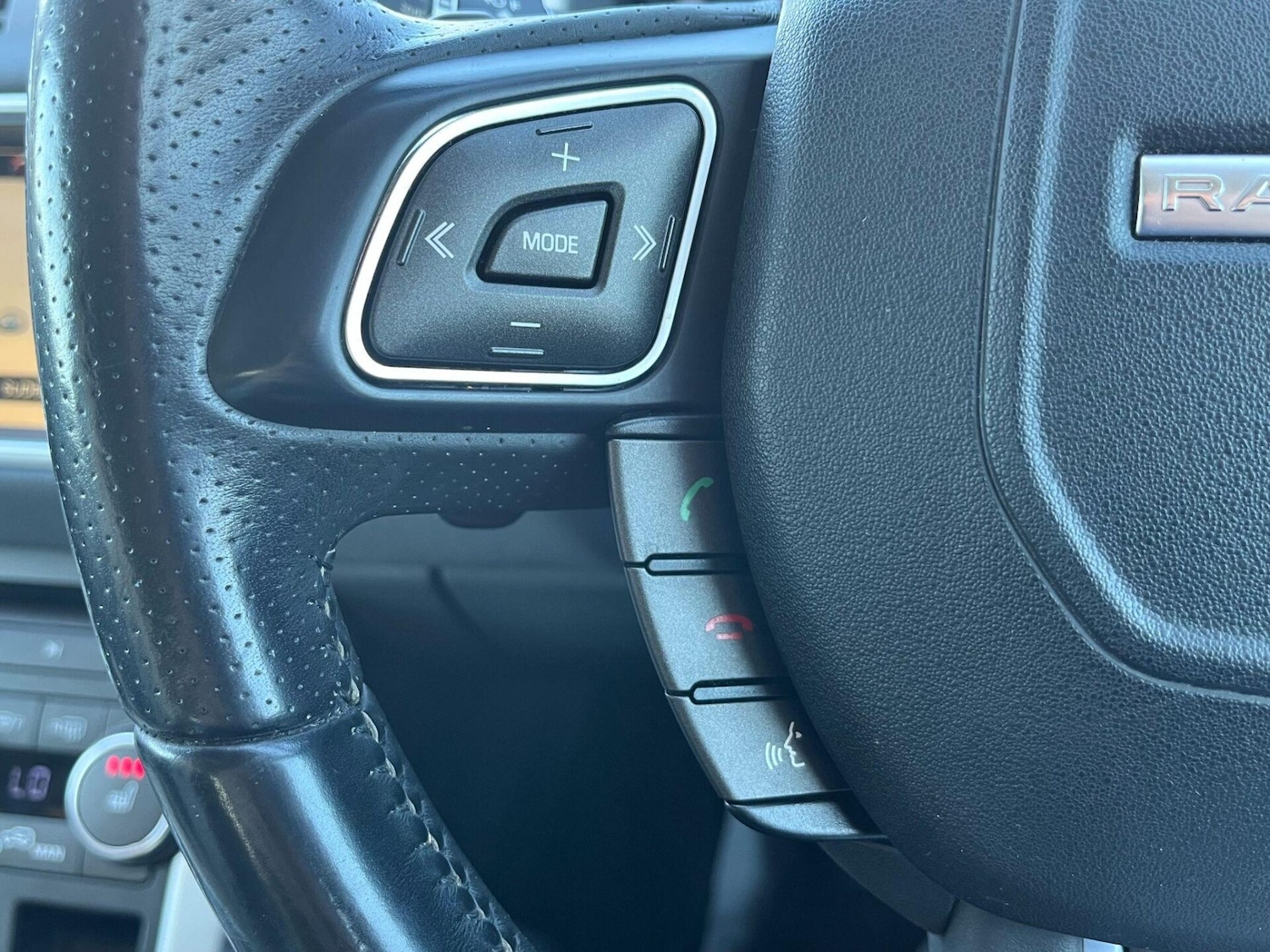 Used Land Rover Range Rover Evoque 2015 for sale - 77917422: Photo 33