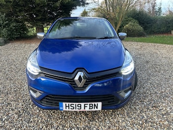 Used Renault Clio 2019 for sale - 76497568: Photo