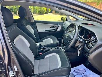 Used Kia Ceed 2013 for sale - 78755550: Photo