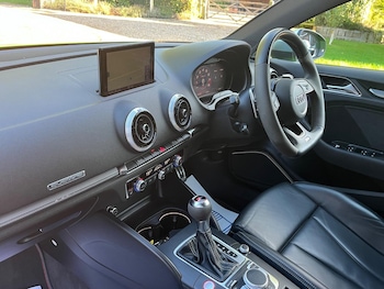 Used Audi RS3 2020 for sale - 76011428: Photo 2