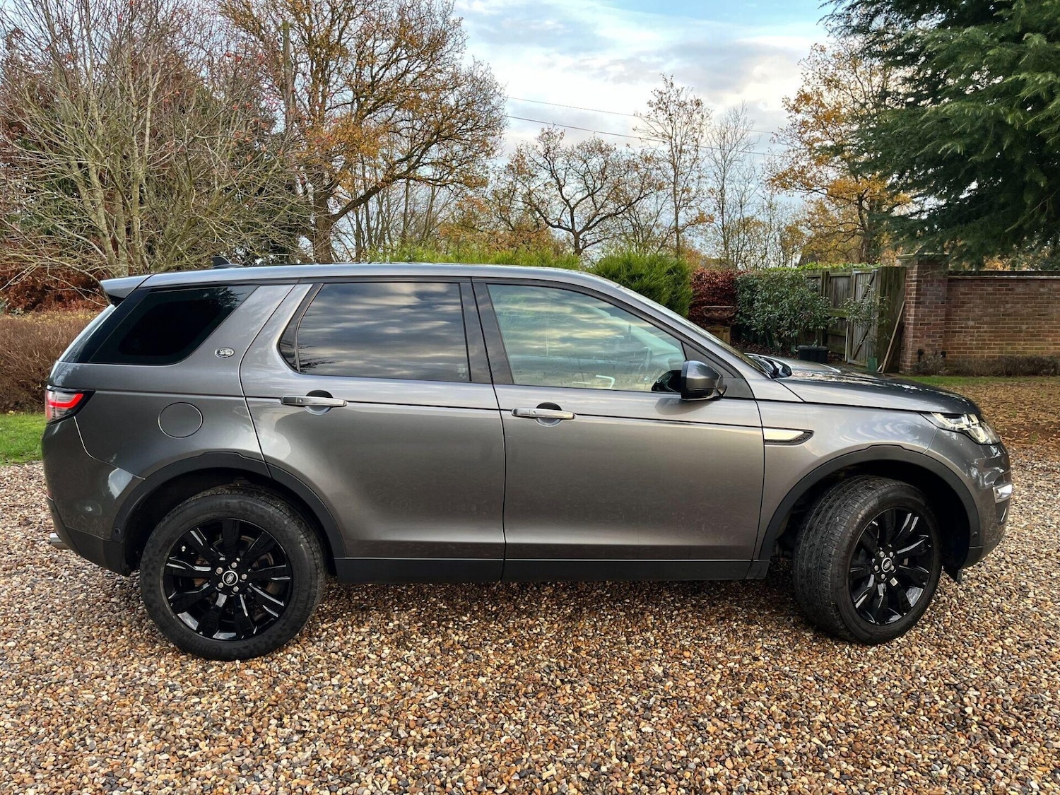 Used Land Rover Discovery Sport 2015 for sale - 76776430: Photo 23