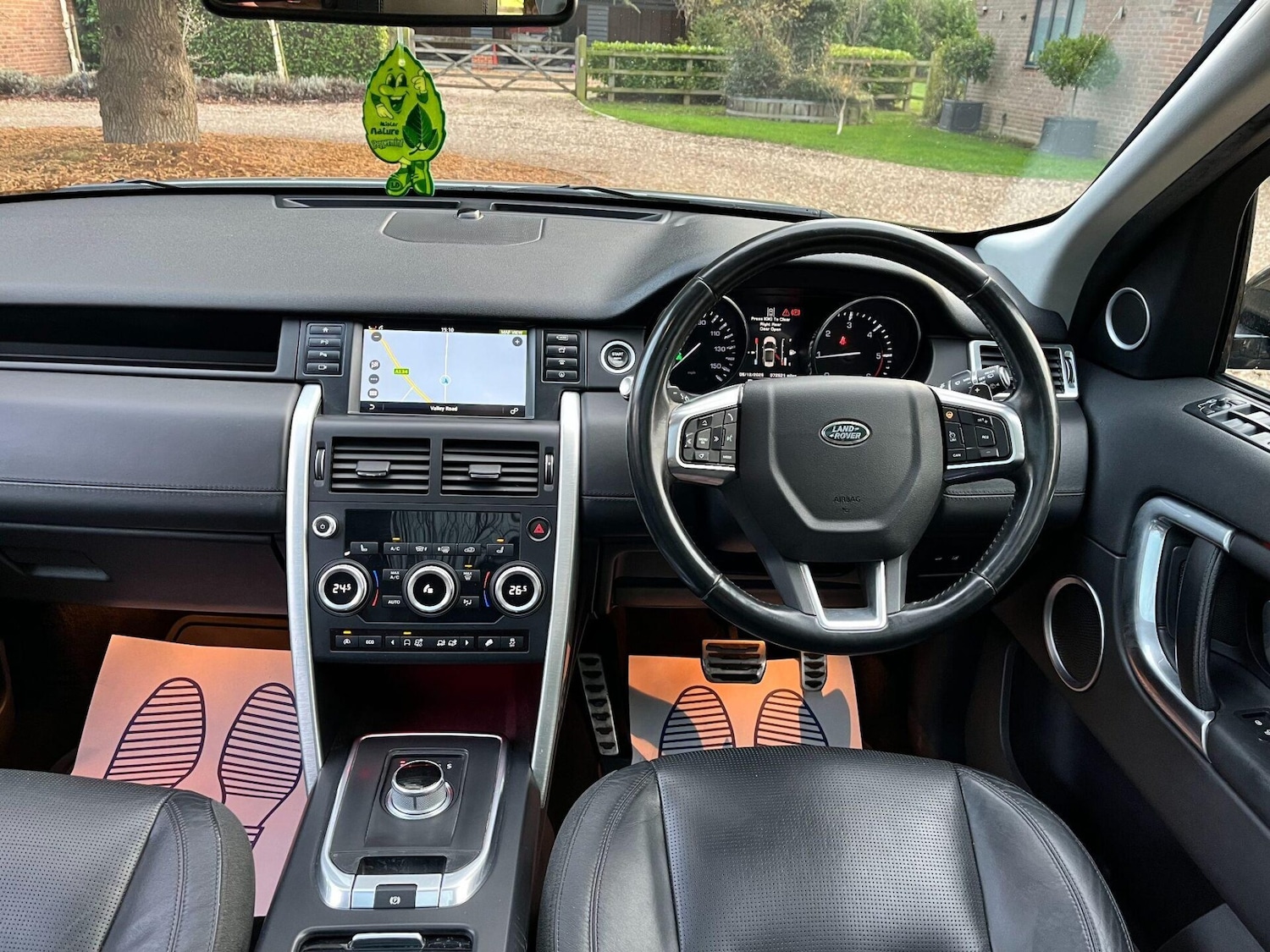 Used Land Rover Discovery Sport 2015 for sale - 76776430: Photo 28