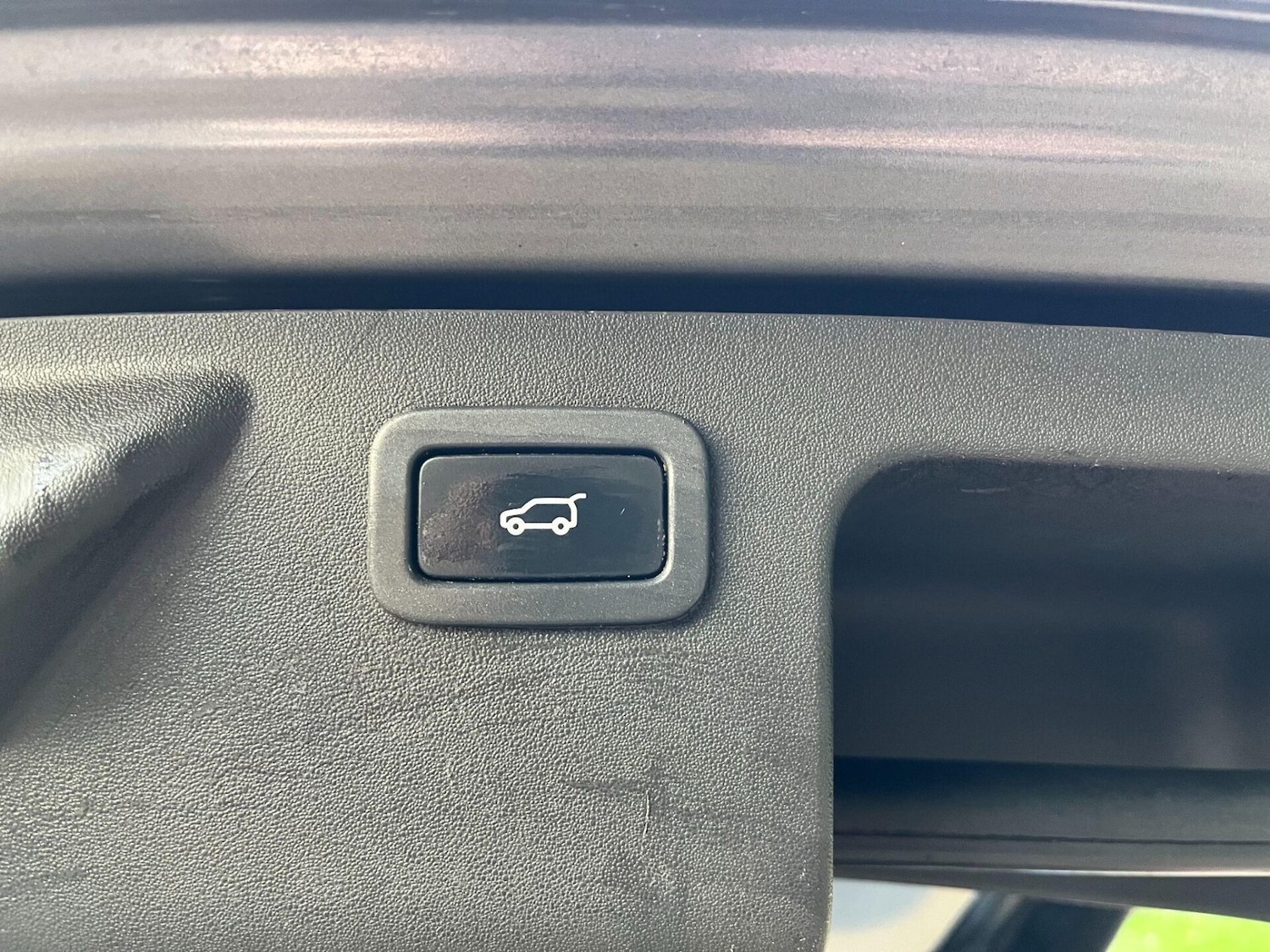 Used Land Rover Discovery Sport 2015 for sale - 76776430: Photo 34