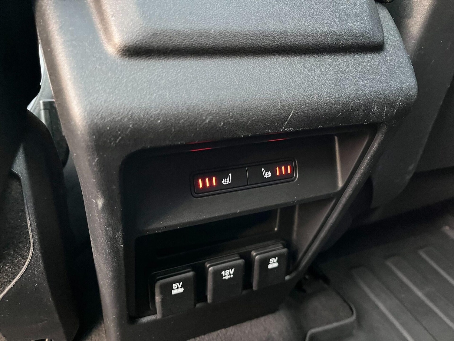 Used Land Rover Discovery Sport 2015 for sale - 76776430: Photo 35