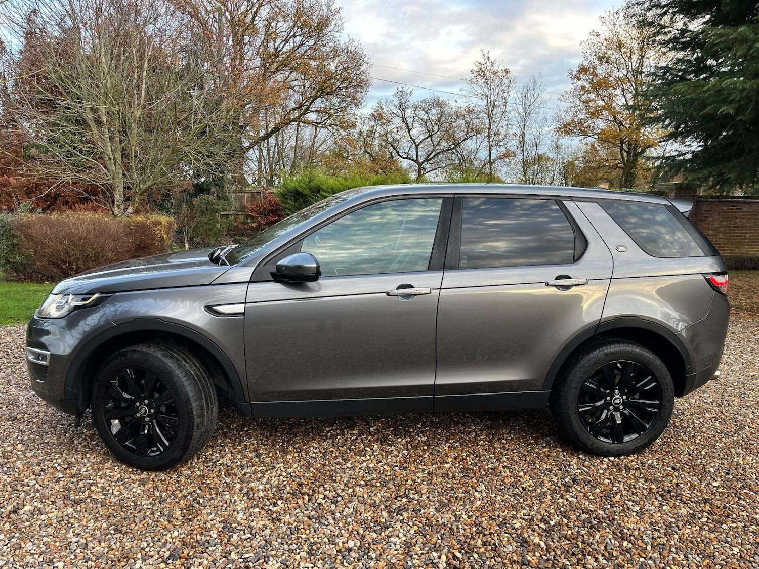 Used Land Rover Discovery Sport 2015 for sale - 76776430: Photo 9