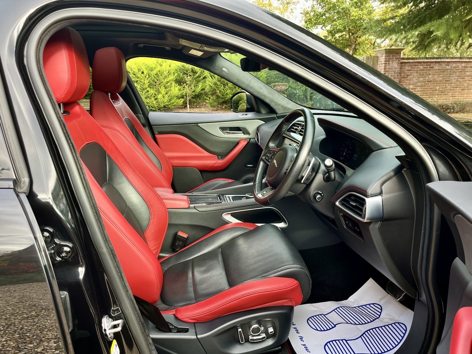 Used Jaguar F-Pace 2018 for sale - 76211873: Photo 31