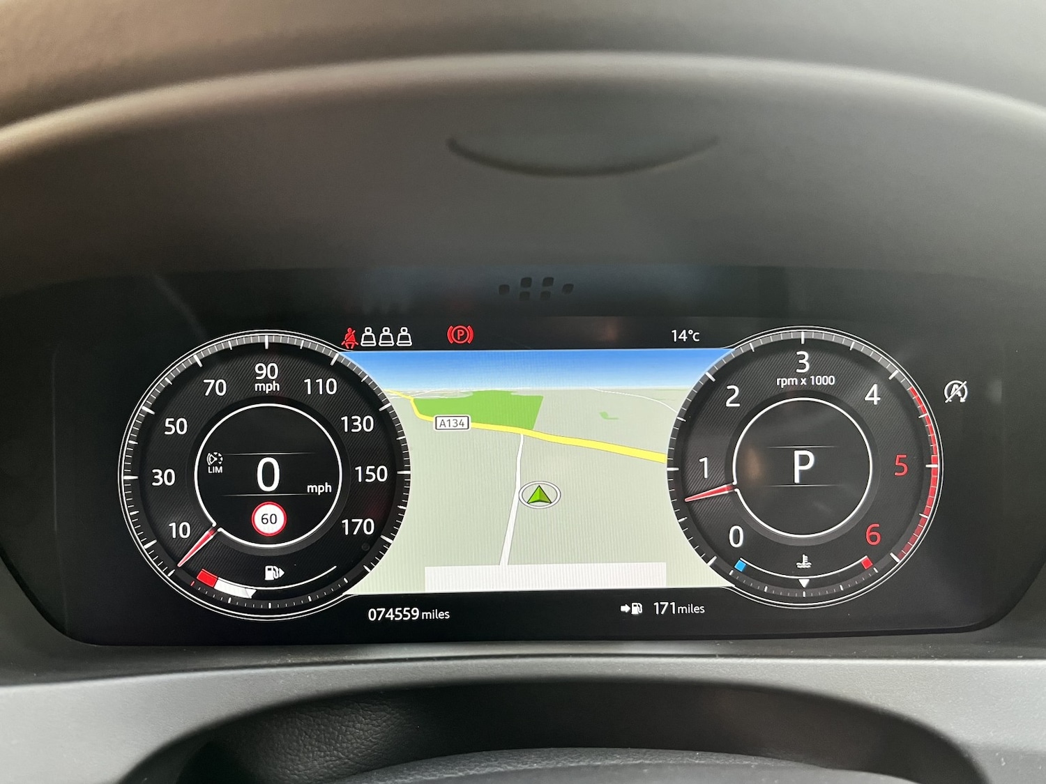 Used Jaguar F-Pace 2018 for sale - 76211873: Photo 33