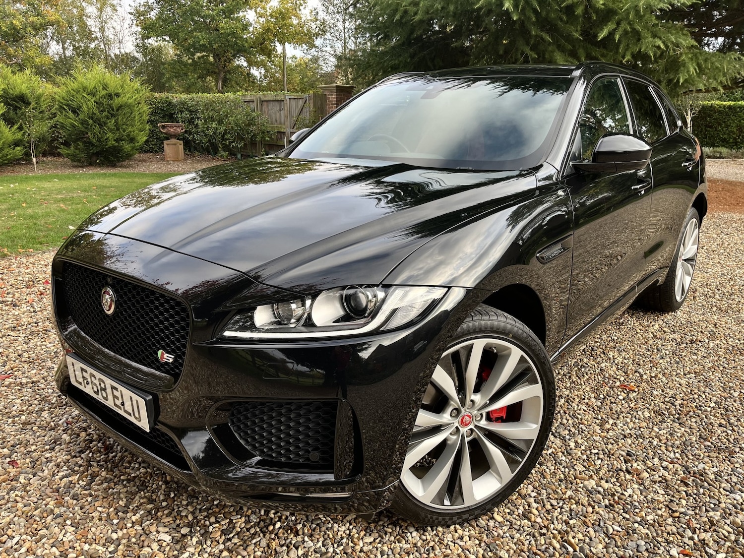 Used Jaguar F-Pace 2018 for sale - 76211873: Photo 5