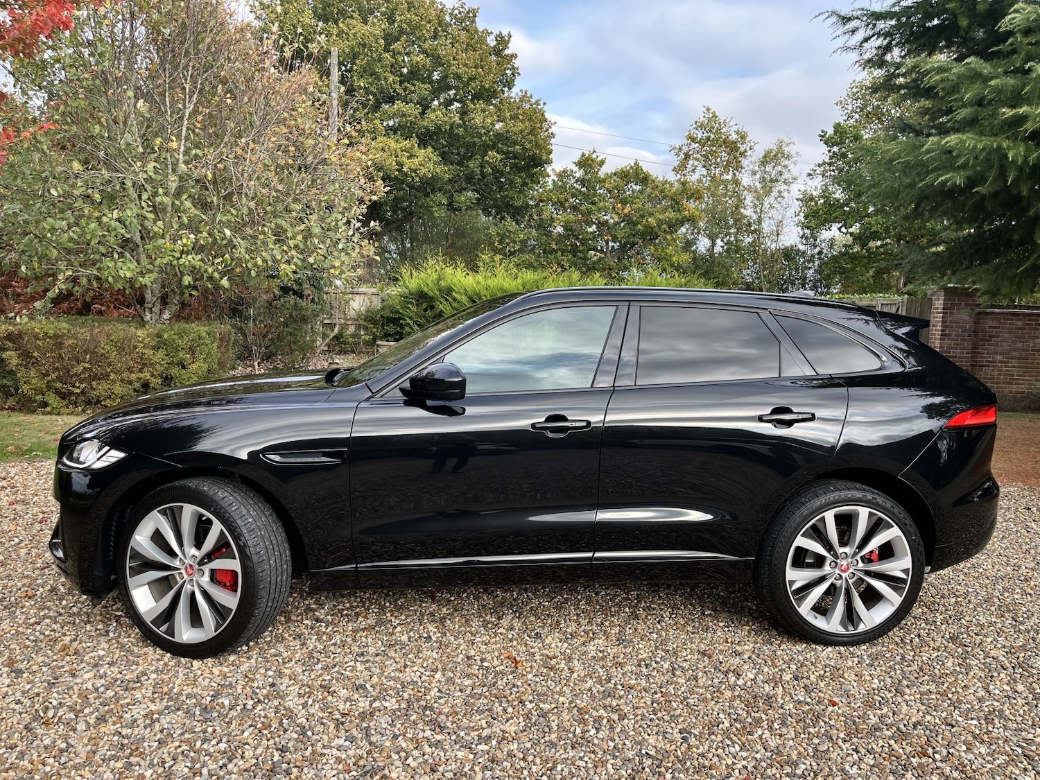 Used Jaguar F-Pace 2018 for sale - 76211873: Photo 9