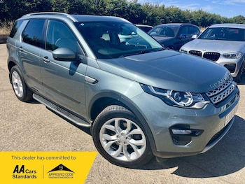 Used Land Rover Discovery Sport 2016 for sale - 79314549: Photo