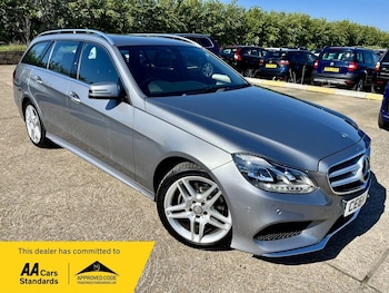Used Mercedes-Benz E Class 2014 for sale - 78284490: Photo