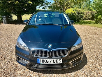 Used BMW 2 Series 2018 for sale - 76776411: Photo