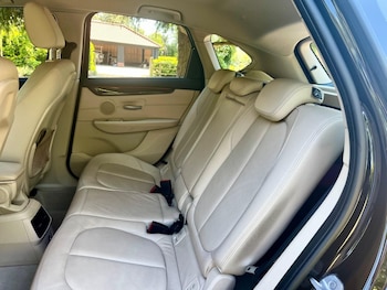 Used BMW 2 Series 2018 for sale - 76776411: Photo