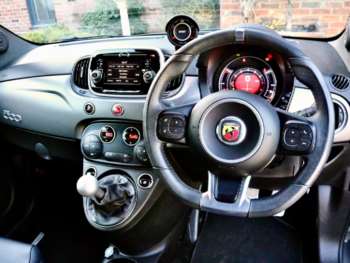 Used Abarth 595 2018 for sale - 74617500: Photo