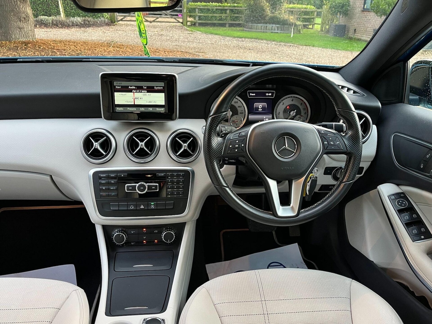 Used Mercedes-Benz A-Class 2014 for sale - 76776461: Photo 6