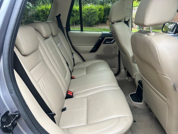 Used Land Rover Freelander 2 2012 for sale - 75079450: Photo 21
