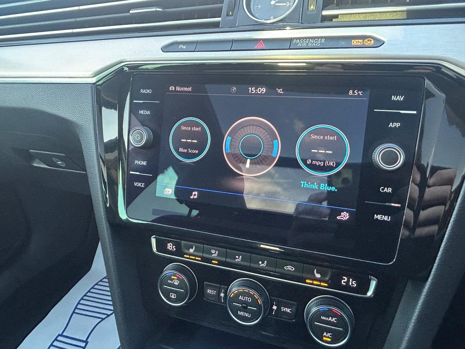 Used Volkswagen Passat 2019 for sale - 77171377: Photo 28