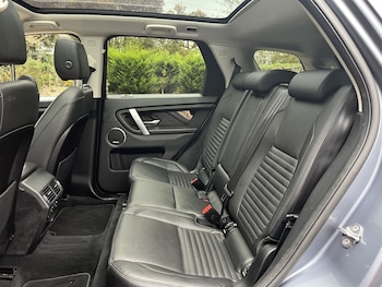 Used Land Rover Discovery Sport 2020 for sale - 76476913: Photo