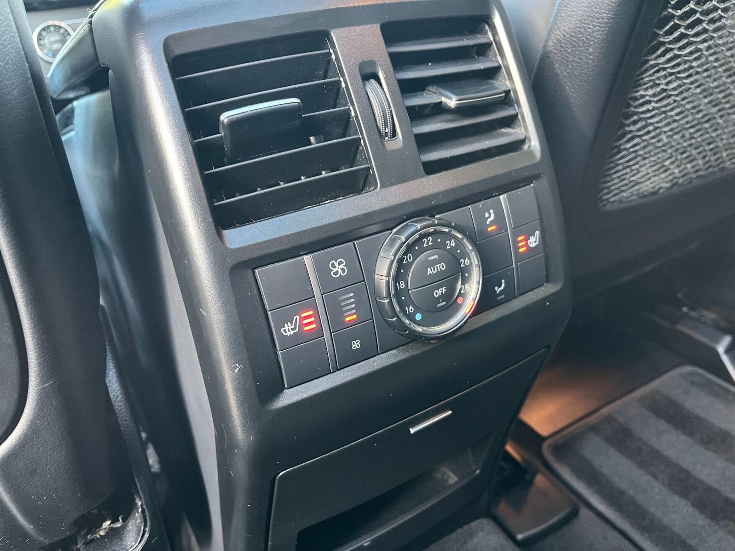 Used Mercedes-Benz GLE 2017 for sale - 76957121: Photo 25