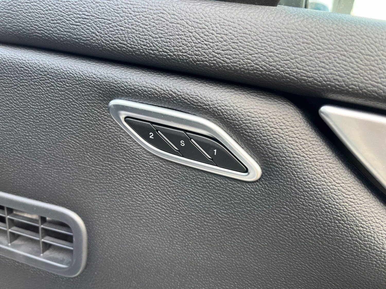 Used Maserati Ghibli 2016 for sale - 77247489: Photo 26