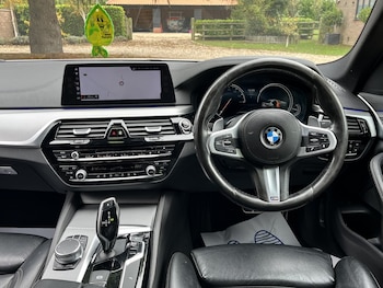 Used BMW 5 Series 2017 for sale - 76396995: Photo