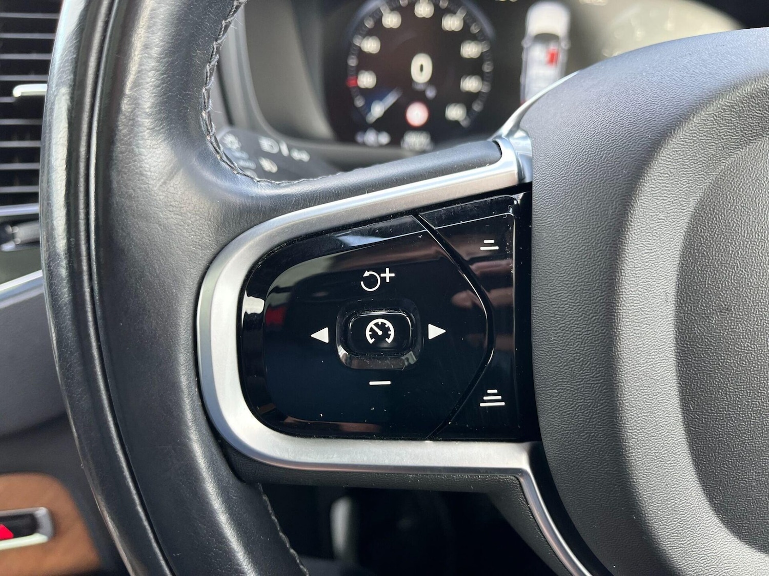 Used Volvo XC90 2019 for sale - 77506799: Photo 32