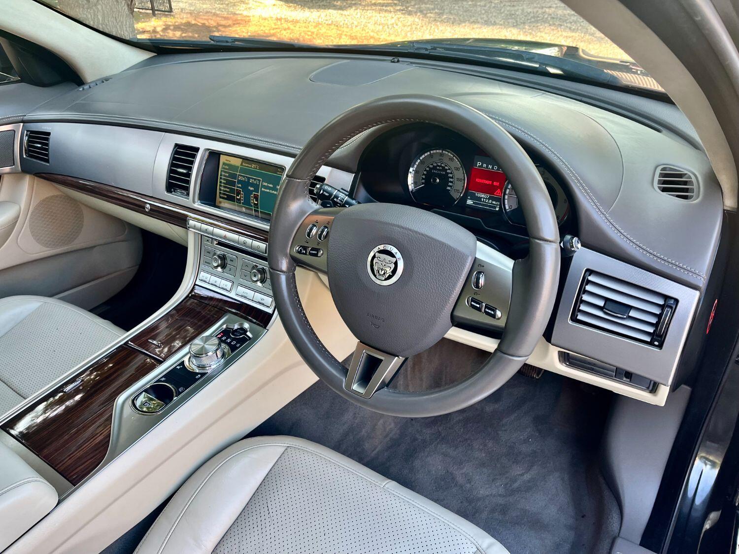 Used Jaguar XF 2011 for sale - 76082751: Photo 22