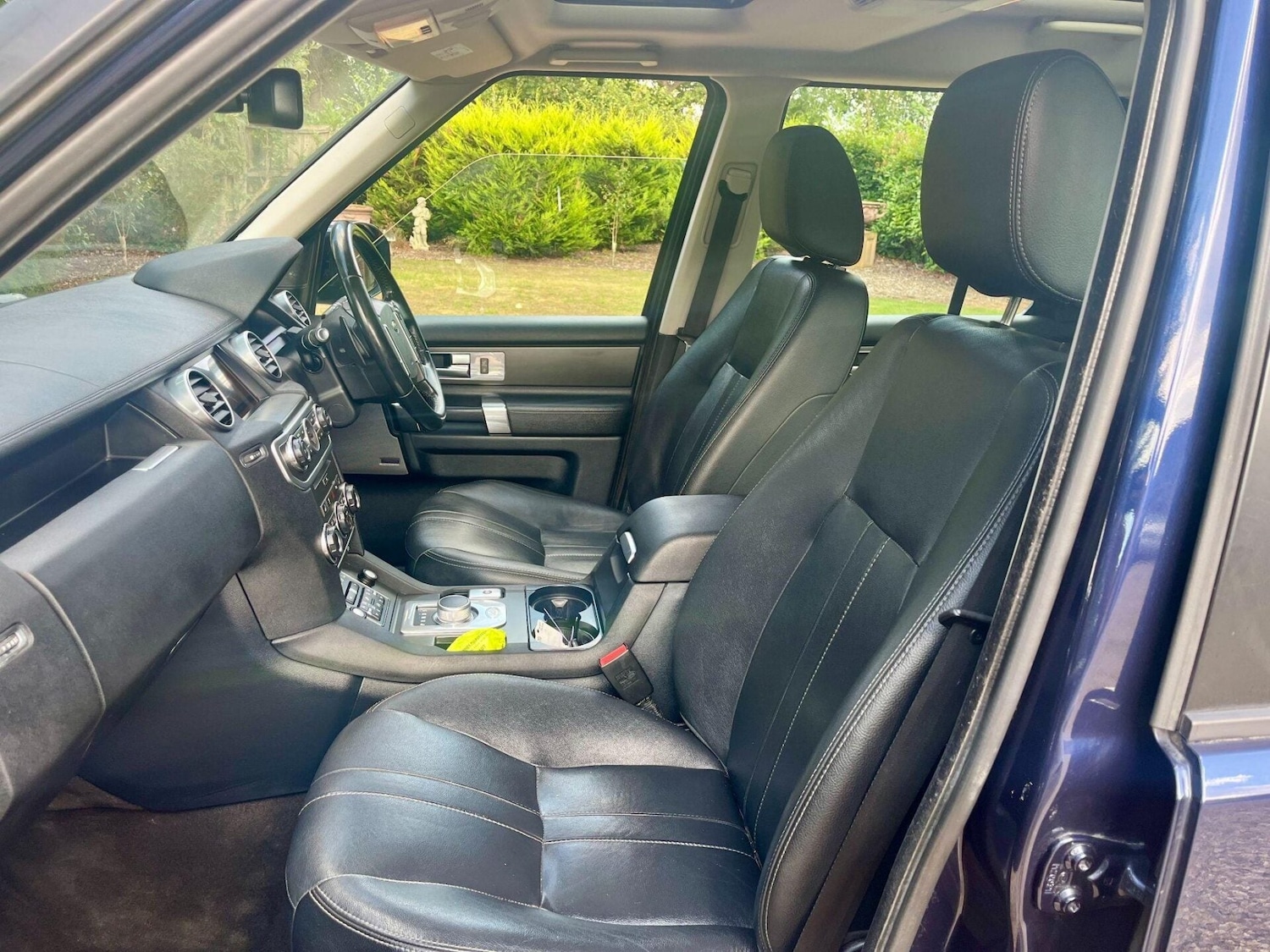 Used Land Rover Discovery 2014 for sale - 76776388: Photo 2