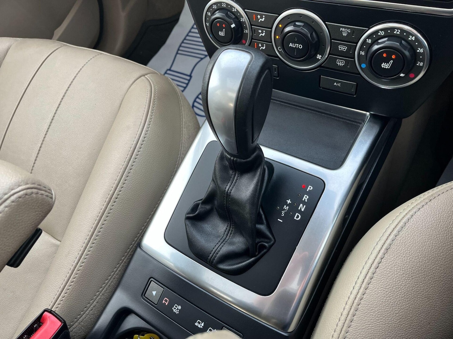 Used Land Rover Freelander 2 2013 for sale - 77223166: Photo 16