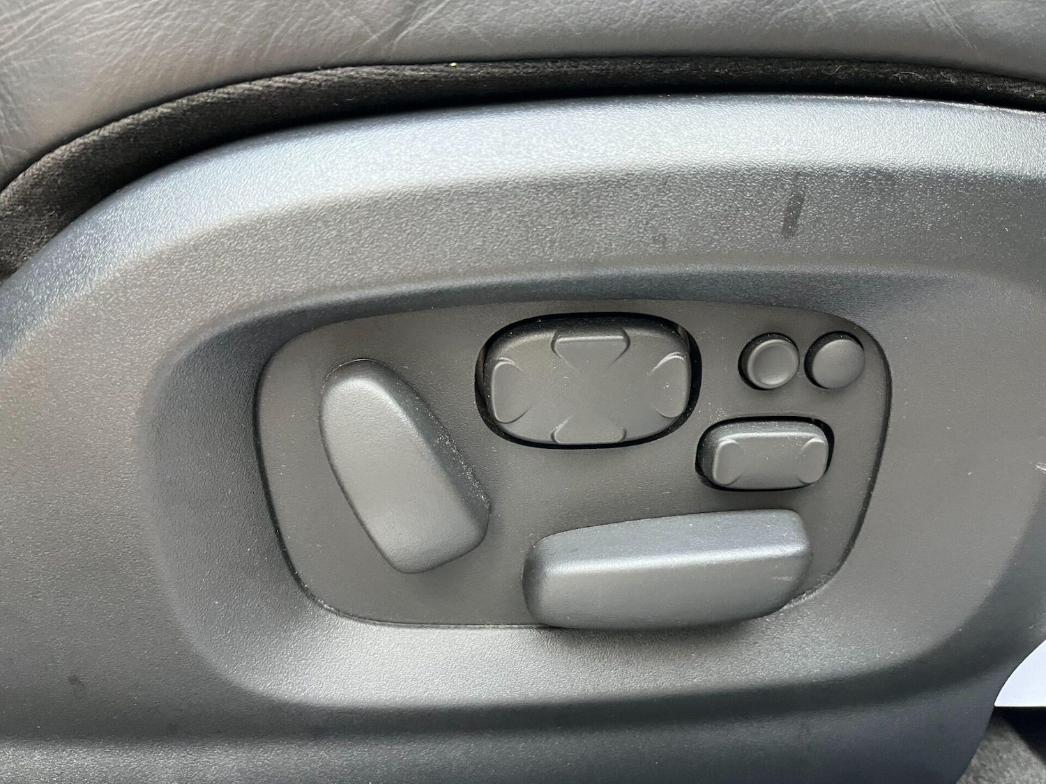 Used Jaguar XF 2014 for sale - 76776406: Photo 15