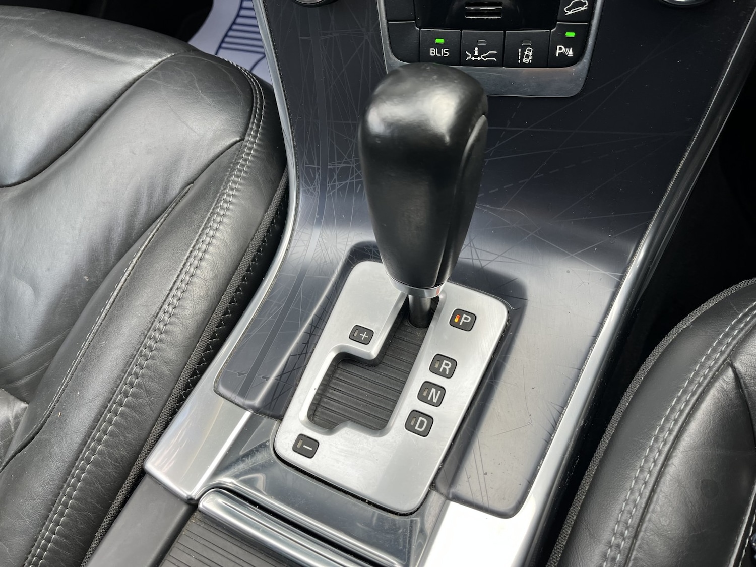 Used Volvo XC60 2012 for sale - 76751727: Photo 32